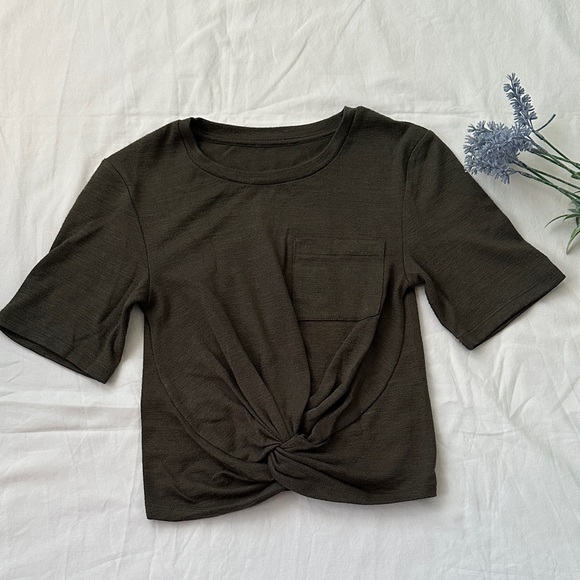 Wilfred Tops - Wilfred Dark Olive Green Short Sleeve Knot-Front Tee